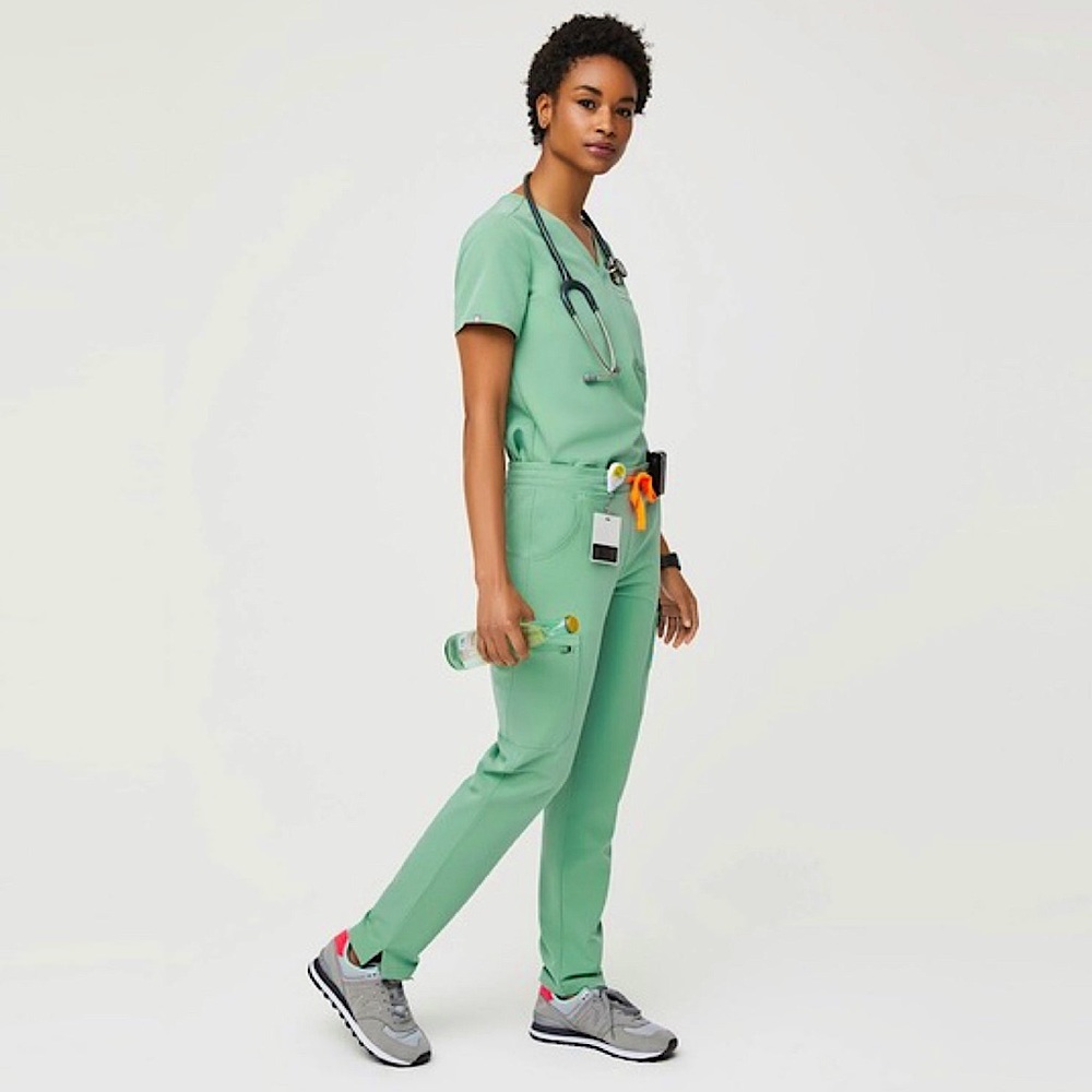 FIGS XXS Scrub Set in Jade - Brand New Never Worn (still in packaging) Tags On